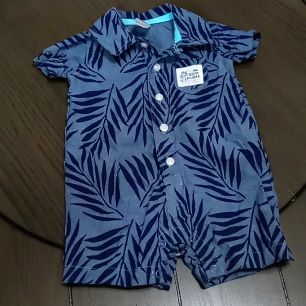 🌞🎉 Infant Carter's One-piece - Picture 1 of 4